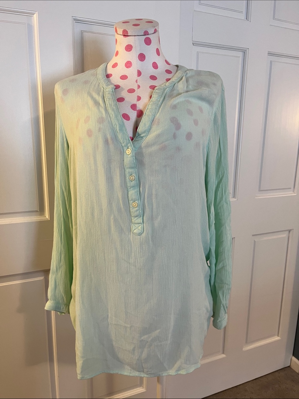 Old Navy Mint Green Henley Tunic Blouse